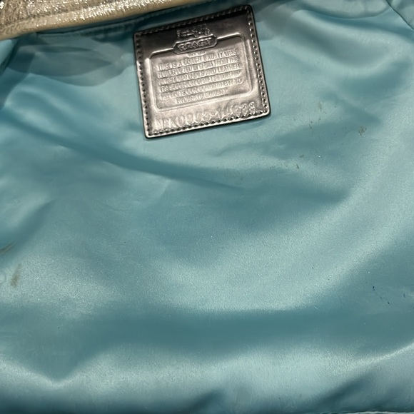 Coach - Picture 6 of 7